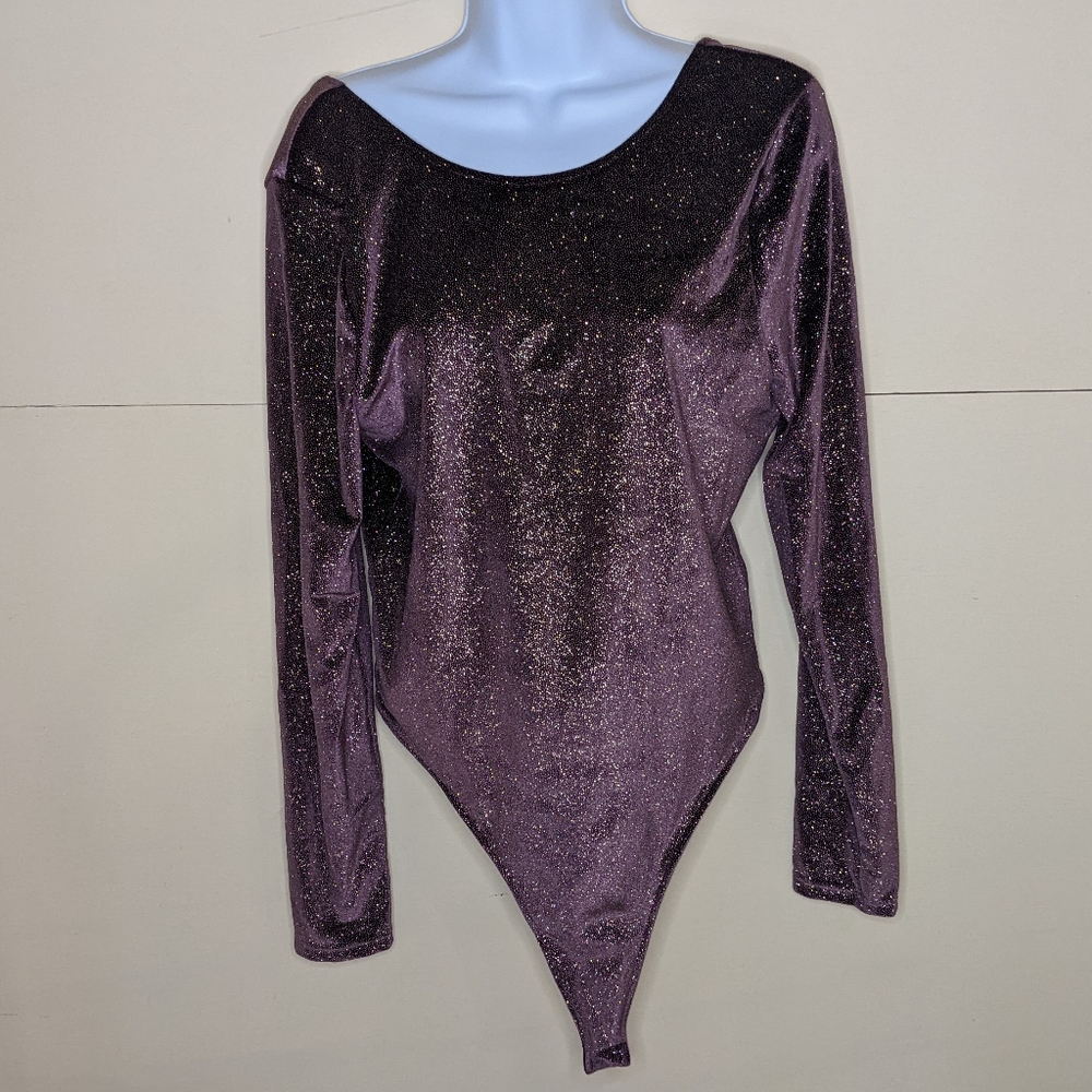 NWT Victoria Sport Long Sleeve Sparkly Bodysuit - Picture 3 of 5